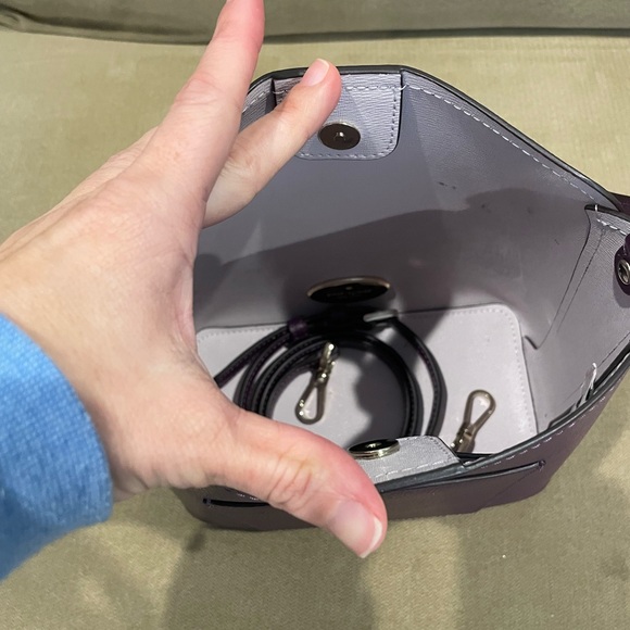 Kate Spade, Darcy small leather bucket shoulder/crossbody - Picture 6 of 6